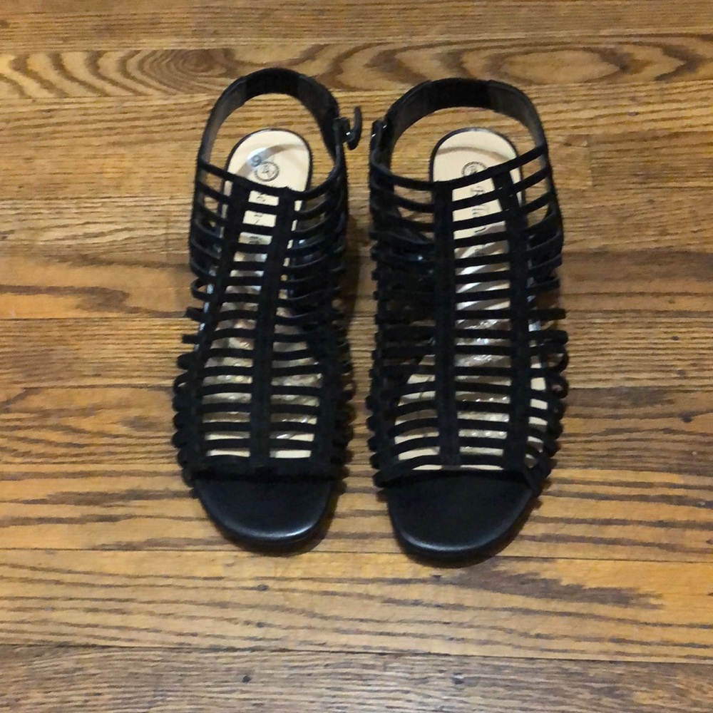 Bella Vita 9.5WW genuine leather